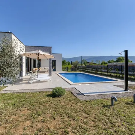 Marina Villa